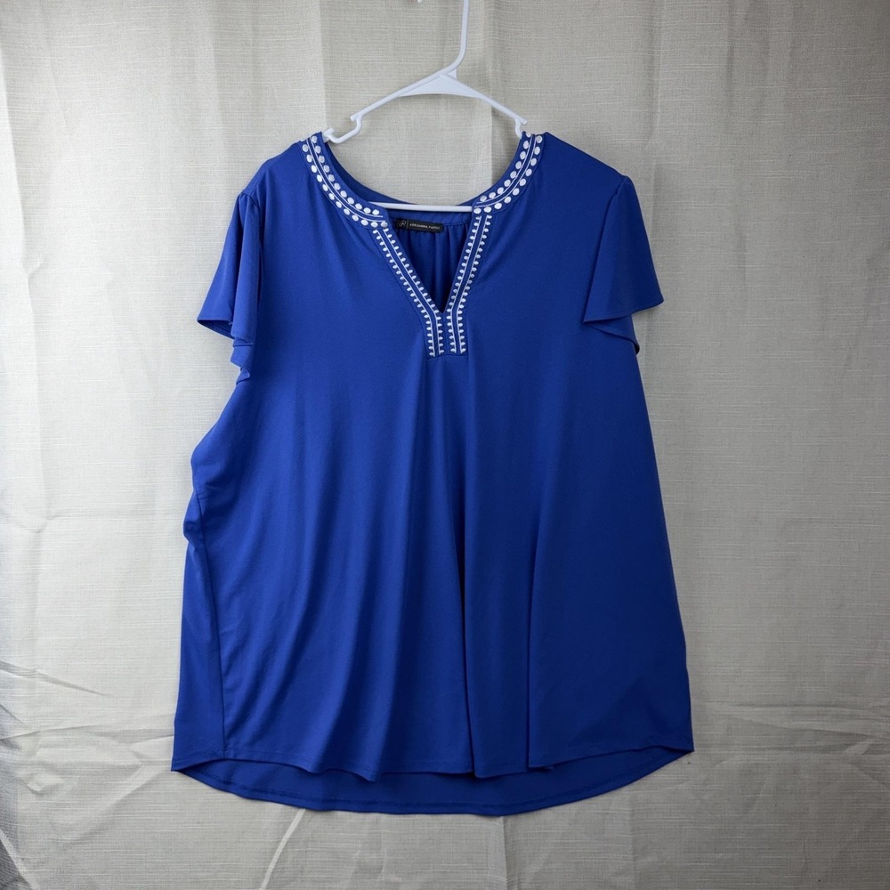 Adrianna Papell Blouse Womens 2X Blue Embroidered V Neck Flutter Sleeve Top